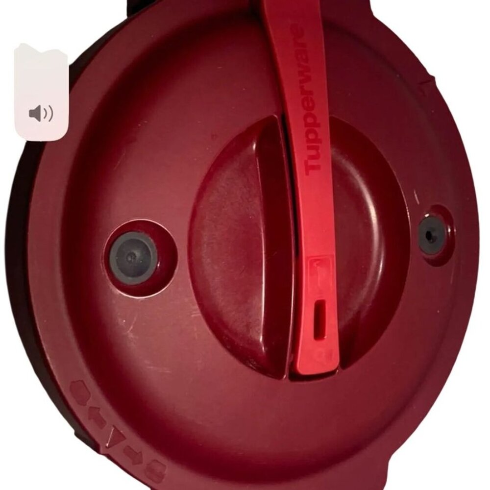 Tupperware Microwave Pressure Cooker RED - Picture 2 of 6